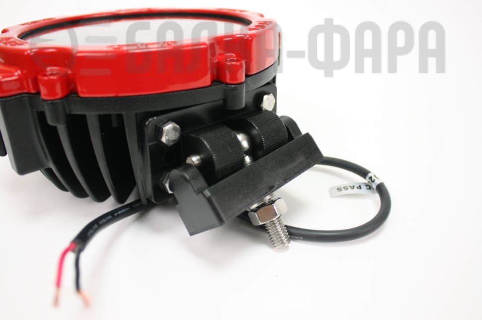 Светодиодный прожектор, дальний свет, на 60 Ватт, 2360